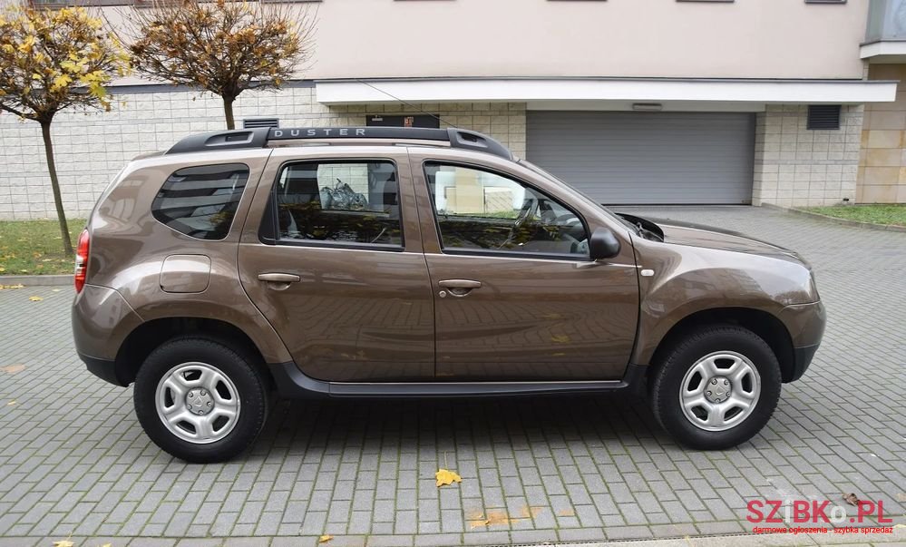 2017' Dacia Duster 1.6 Sce Laureate S&S photo #3