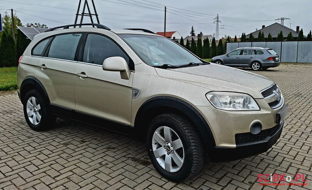 2007' Chevrolet Captiva photo #6