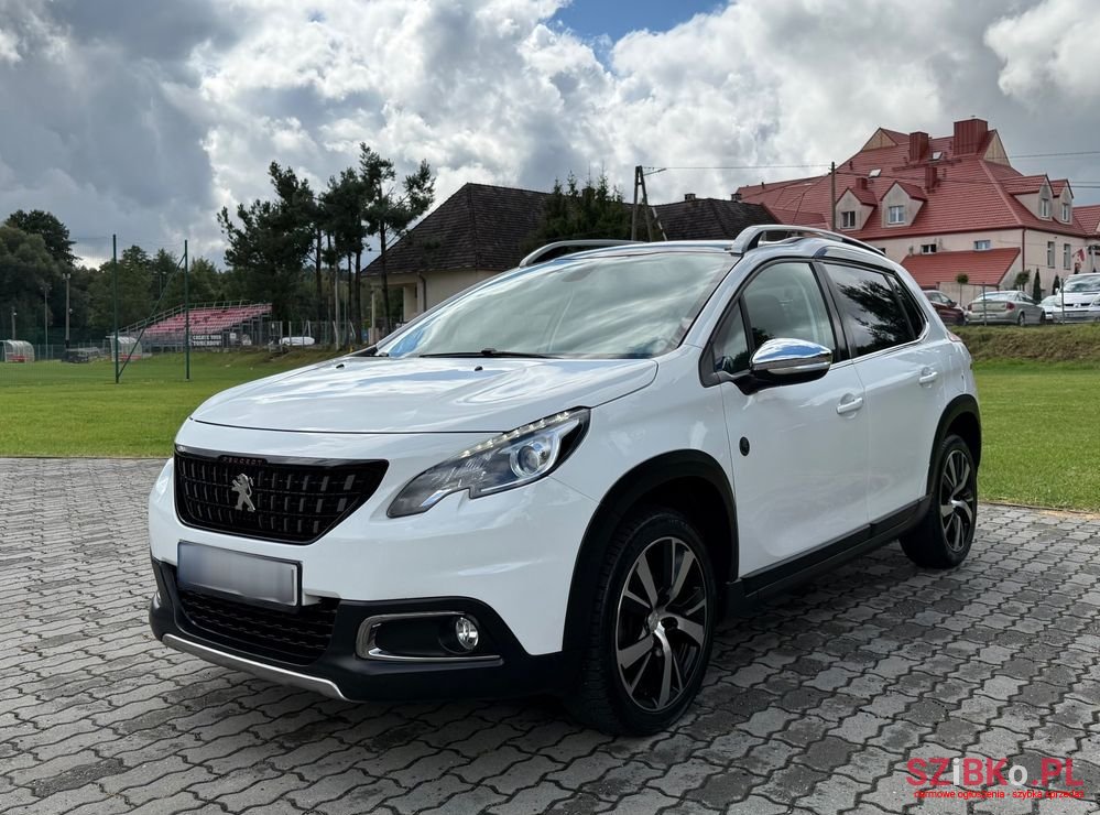 2018' Peugeot 2008 Puretech photo #4