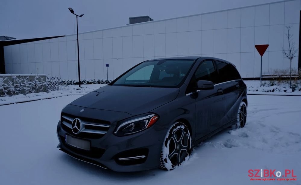 2016' Mercedes-Benz B-Class 250 4-Matic photo #1