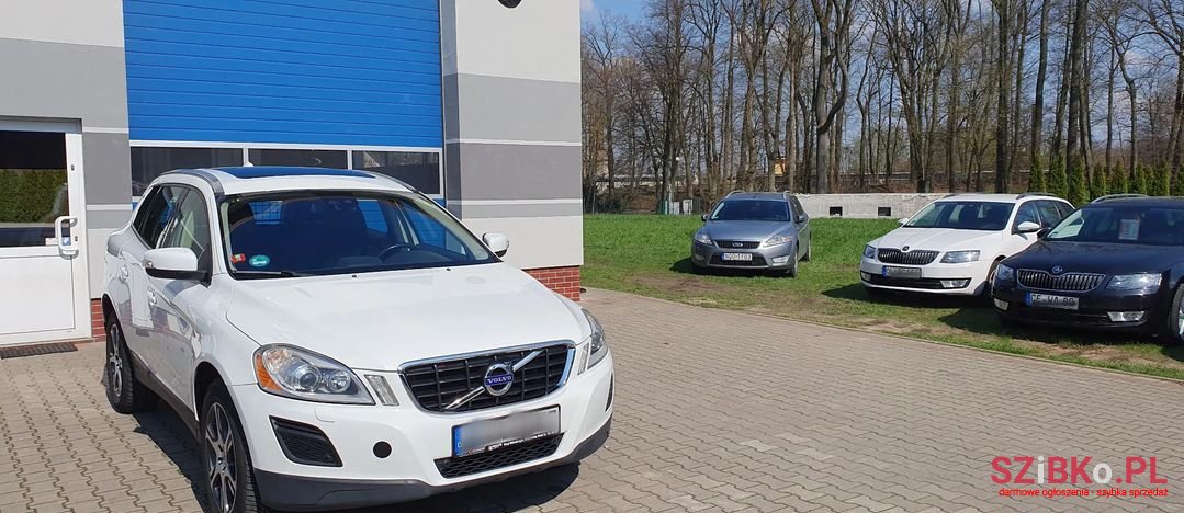 2010' Volvo Xc 60 photo #2