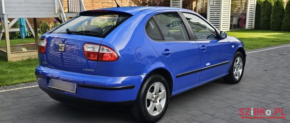 2001' SEAT Leon 1.6 Spirit Cool photo #2