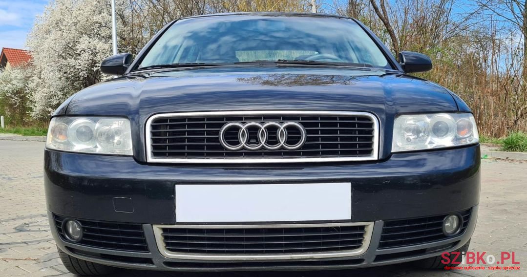 2002' Audi A4 photo #2