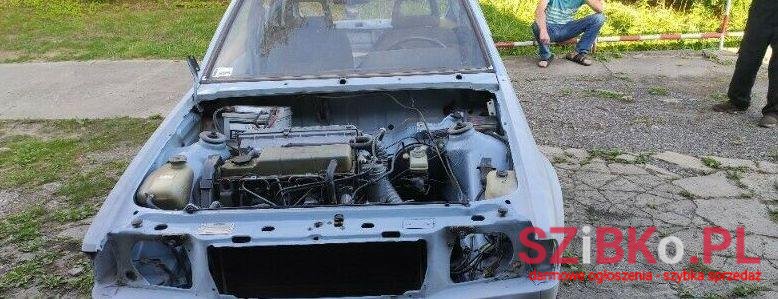 1984' Ford Escort photo #3