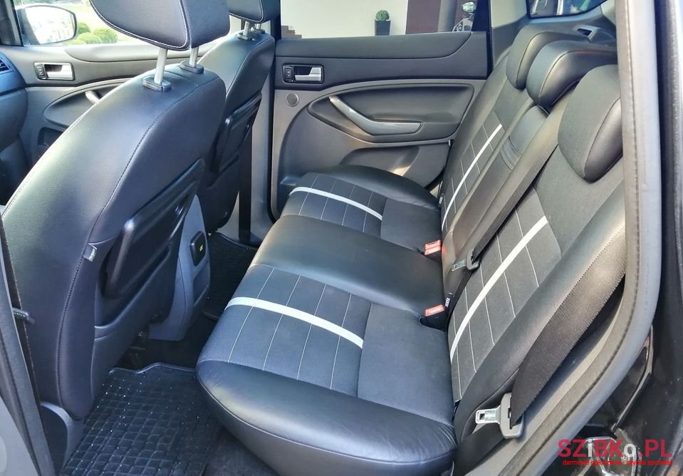 2009' Ford Kuga photo #6