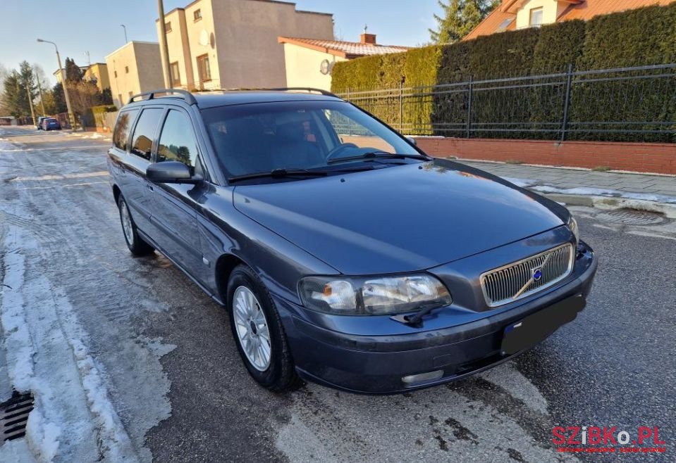 2003' Volvo V70 photo #1