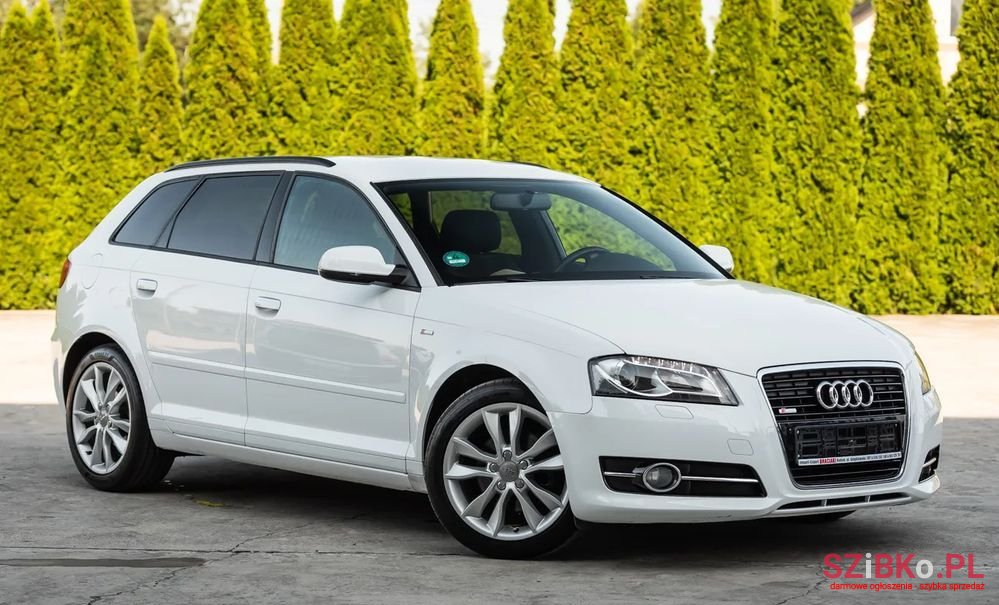 2012' Audi A3 Sportback photo #2