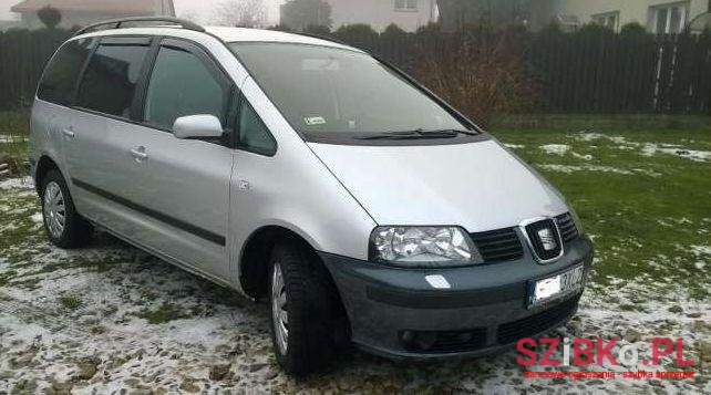 2005' SEAT Alhambra photo #6