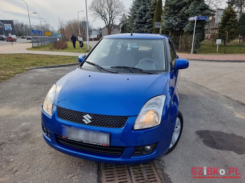 2009' Suzuki Swift photo #2