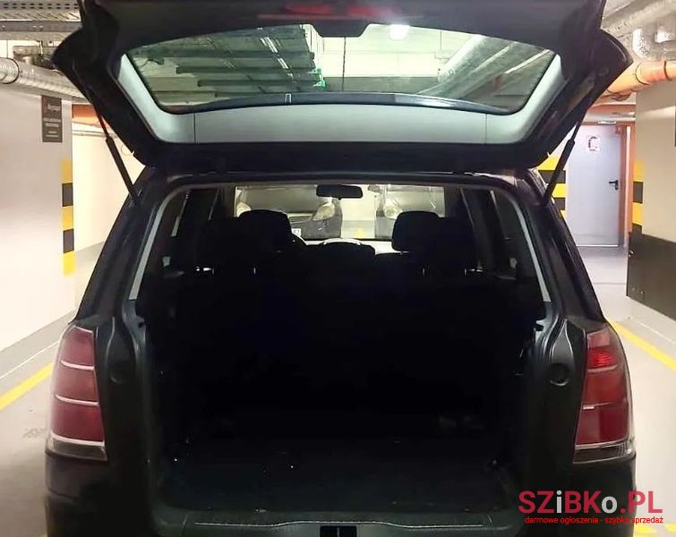 2005' Opel Zafira 1.9 Cdti Cosmo photo #6