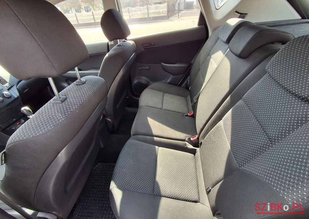 2012' Hyundai i30 1.4 Base photo #5