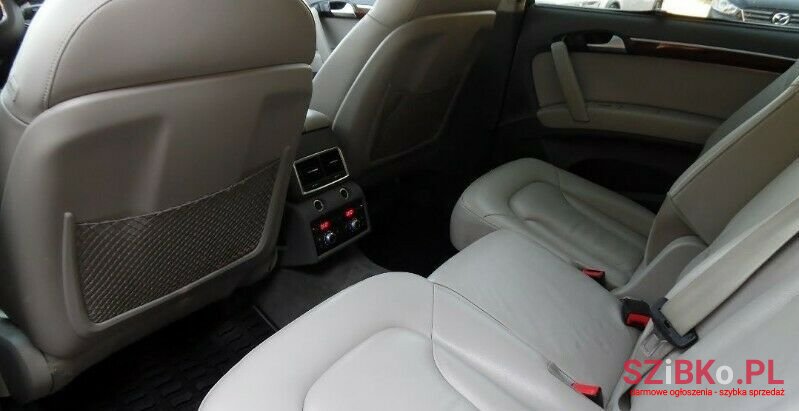 2013' Audi Q7 photo #4