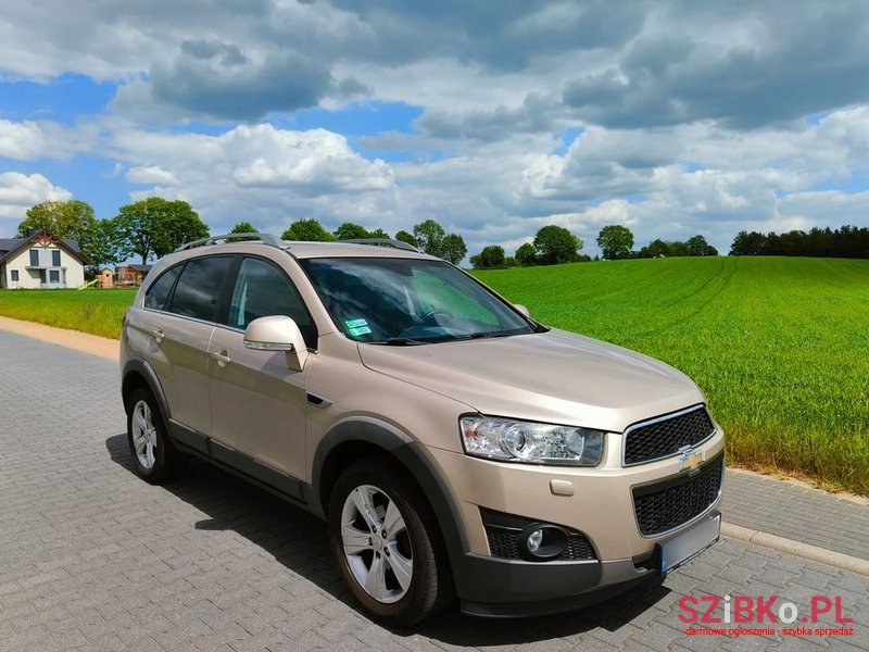 2011' Chevrolet Captiva 2.2 D Lt+ photo #1