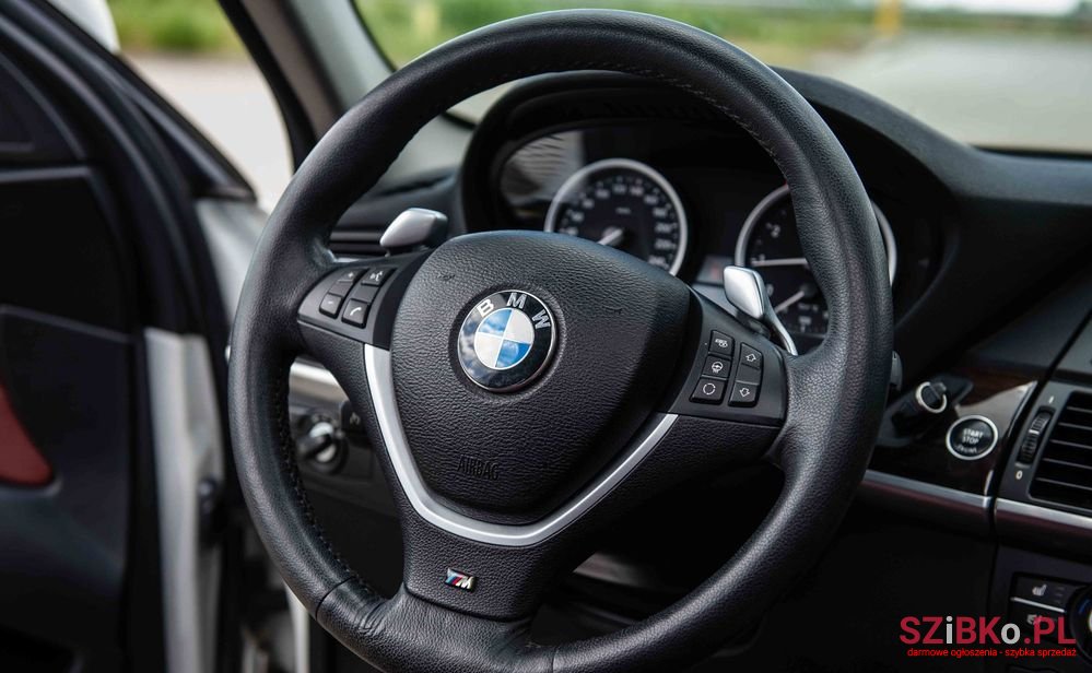 2011' BMW X6 Xdrive35I photo #6