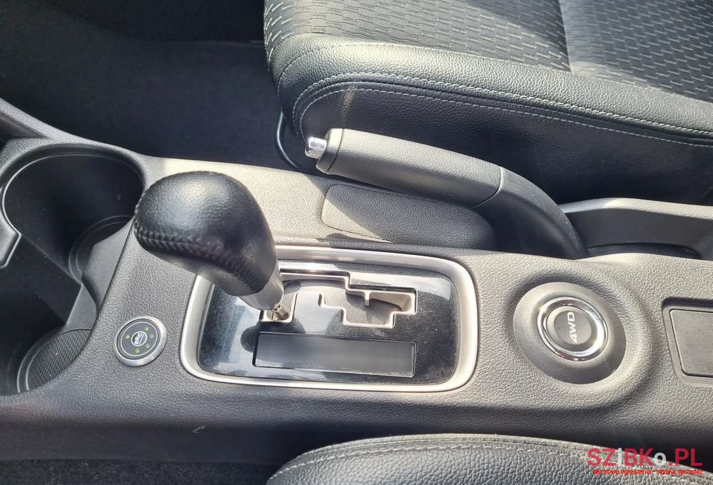 2014' Mitsubishi Outlander photo #5