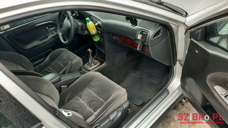 2000' Volvo V40 photo #4