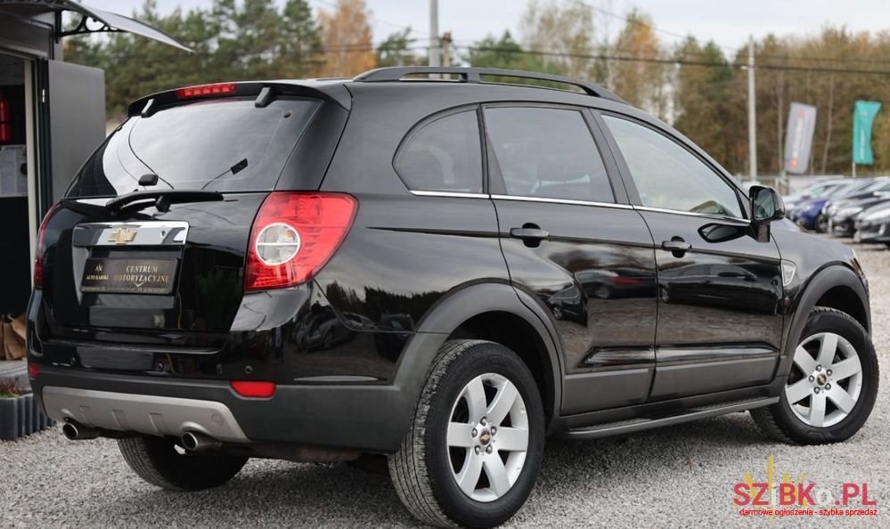 2007' Chevrolet Captiva photo #2