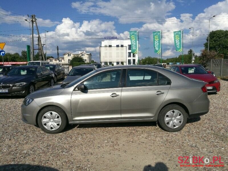 2016' SEAT Toledo photo #5