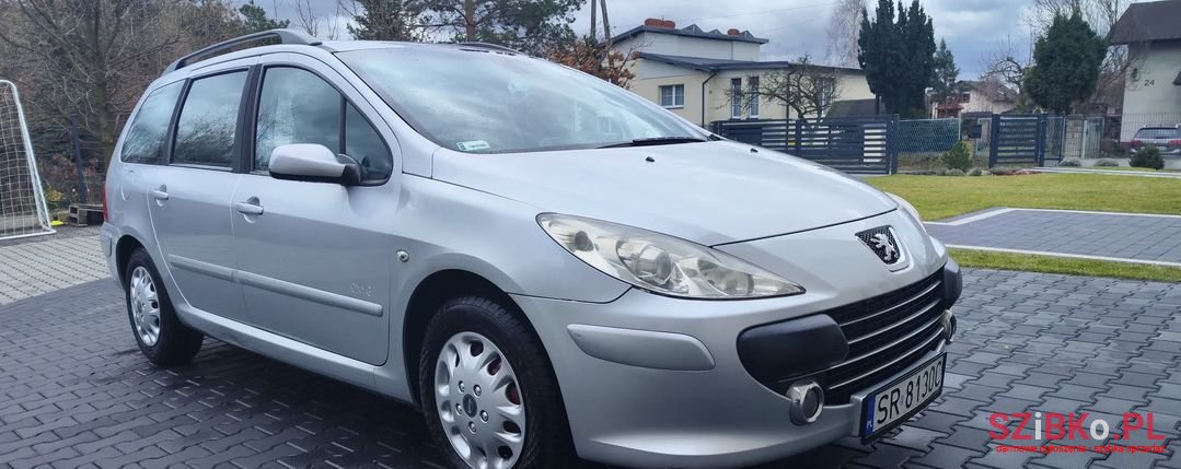 2008' Peugeot 307 photo #3