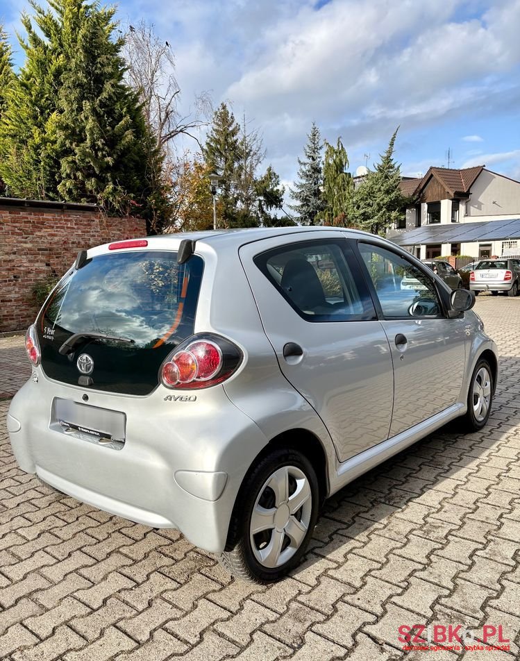 2014' Toyota Aygo photo #6