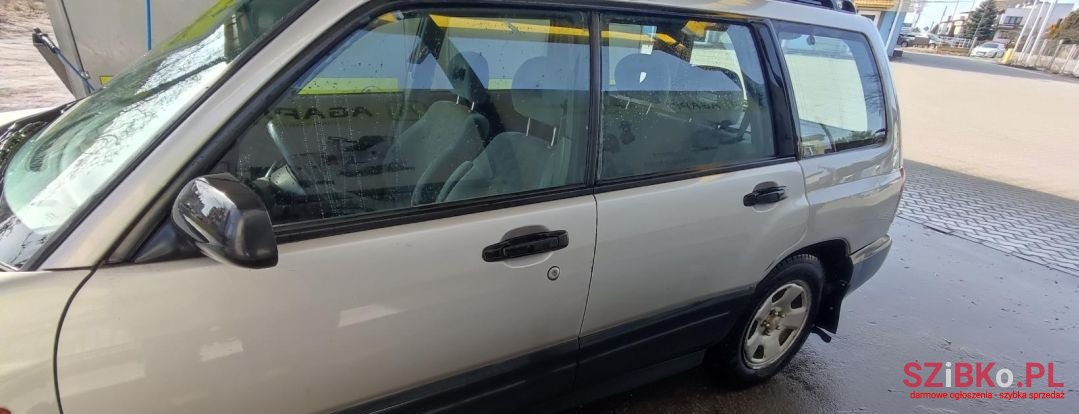 1999' Subaru Forester photo #2