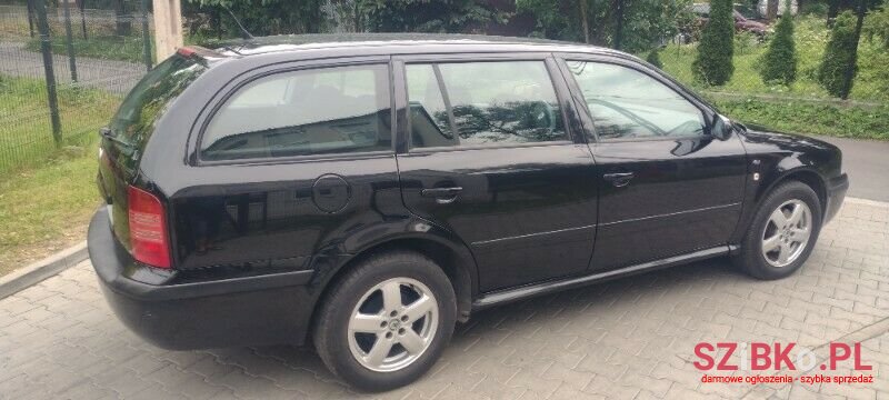 2004' Skoda Octavia photo #3