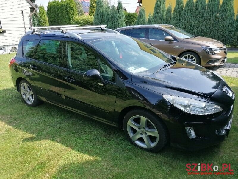 2010' Peugeot 308 photo #3