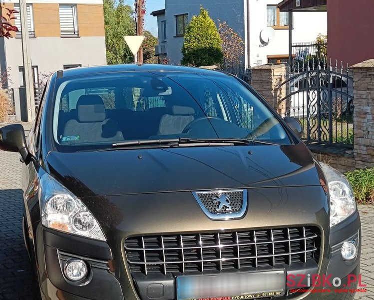 2012' Peugeot 3008 photo #2