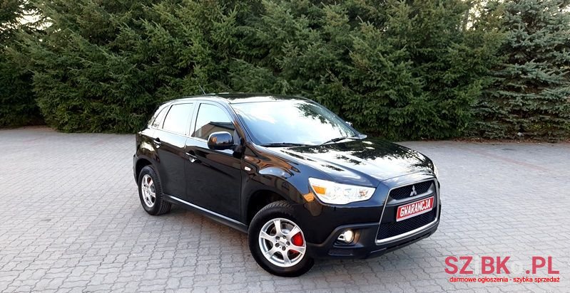 2011' Mitsubishi ASX photo #1