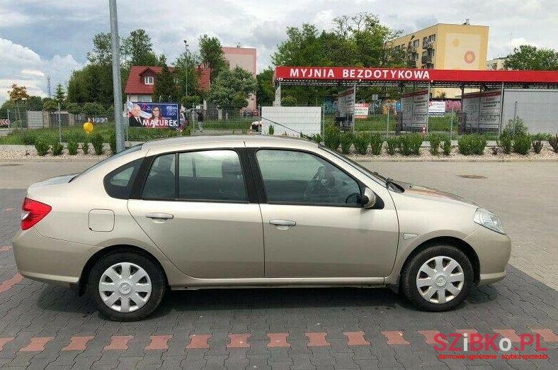 2008' Renault Thalia photo #1