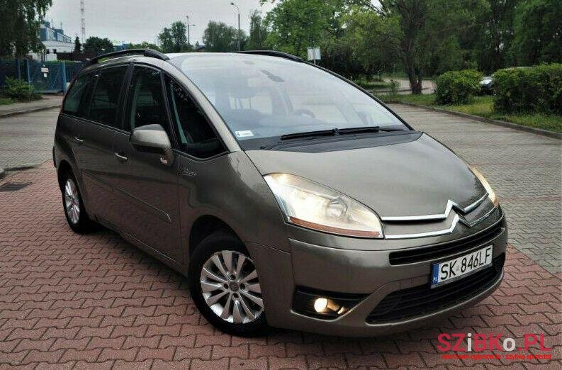 2007' Citroen C4 Picasso photo #1