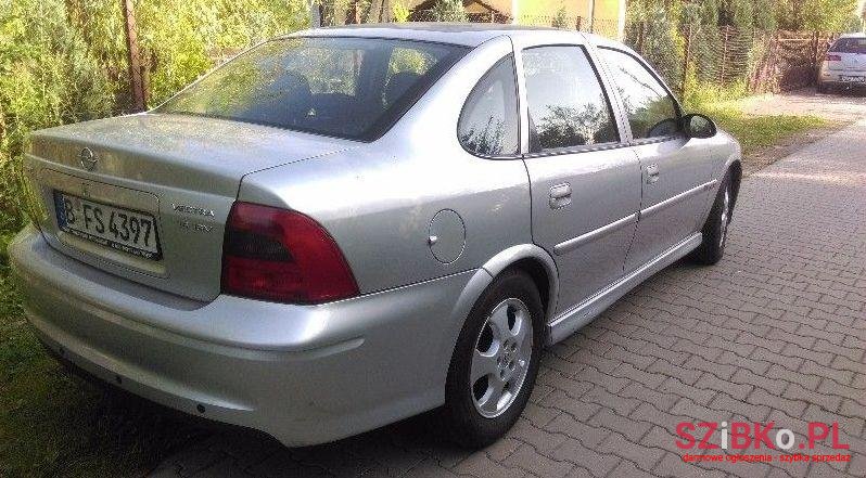 2000' Opel Vectra photo #1