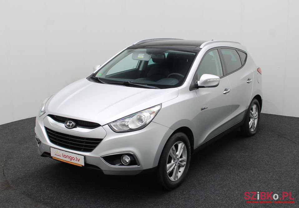 2012' Hyundai ix35 photo #1