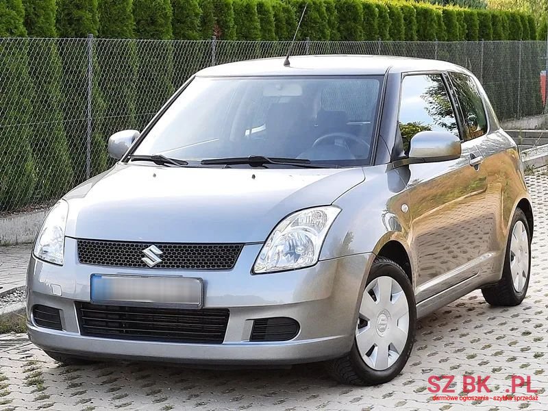 2006' Suzuki Swift 1.3 Comfort photo #2