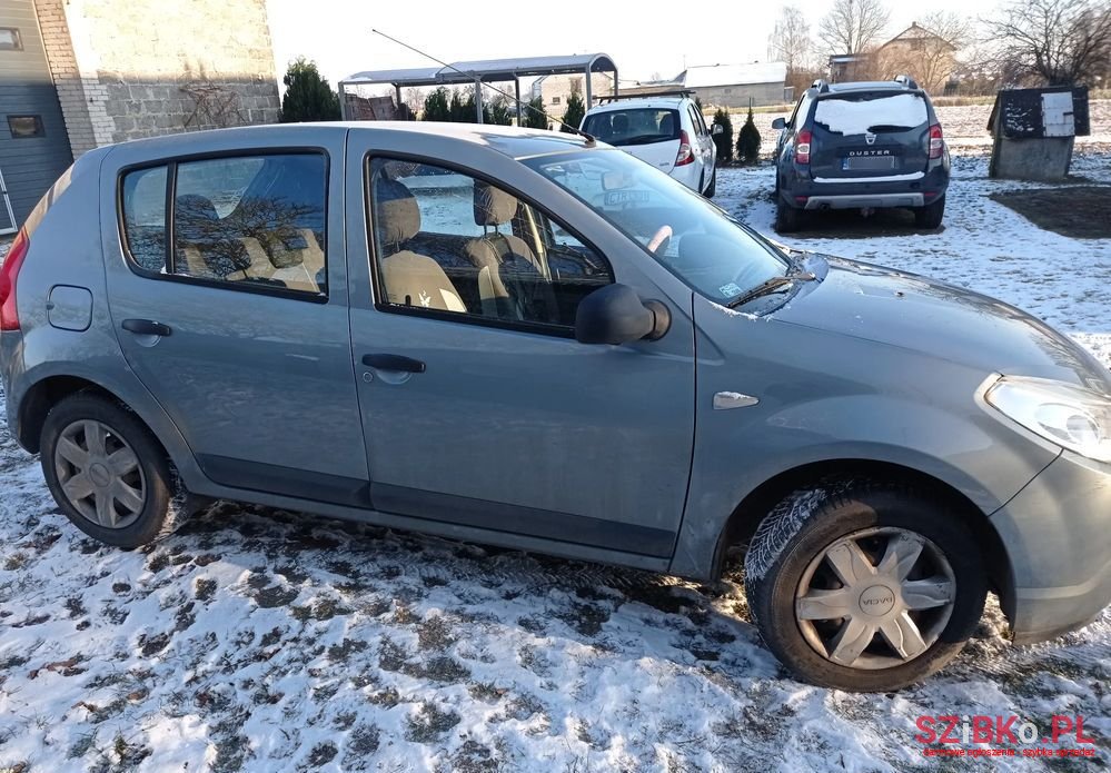 2009' Dacia Sandero 1.2 16V Ambiance photo #3
