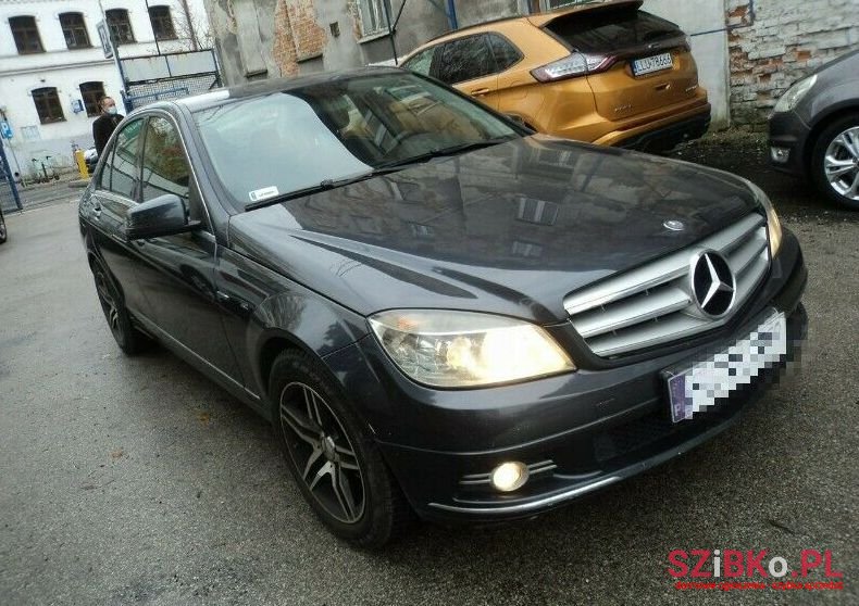 2010' Mercedes-Benz Klasa C photo #1