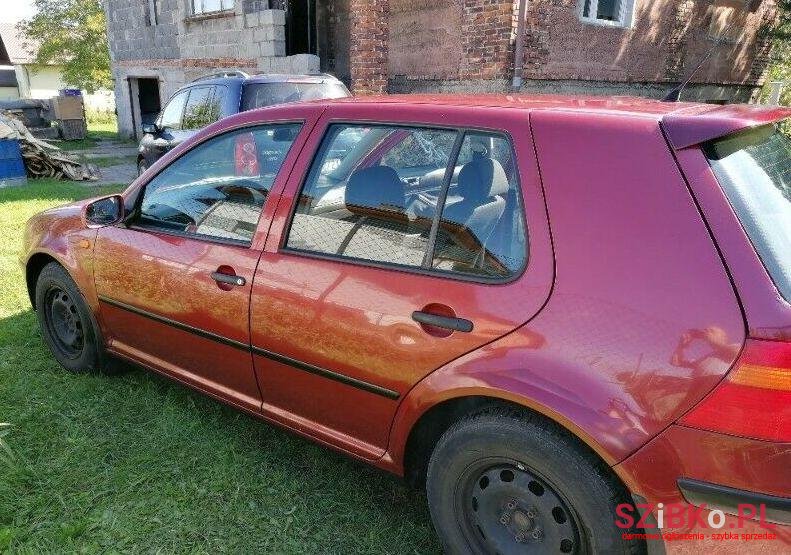 1999' Volkswagen Golf photo #1