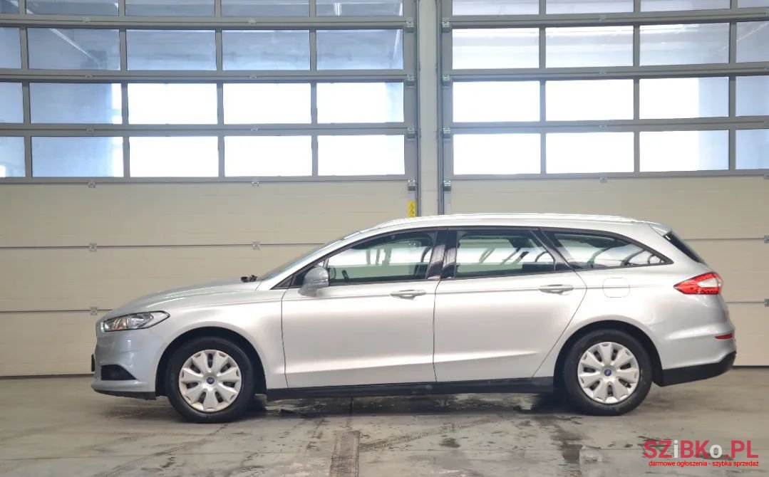 2015' Ford Mondeo photo #4