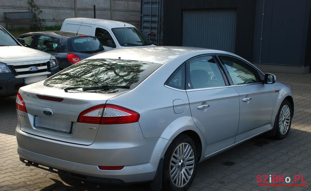 2008' Ford Mondeo 2.2 Tdci Ghia photo #5