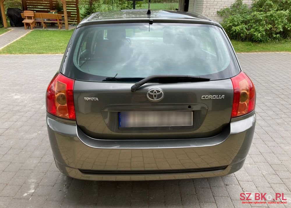 2006' Toyota Corolla photo #3