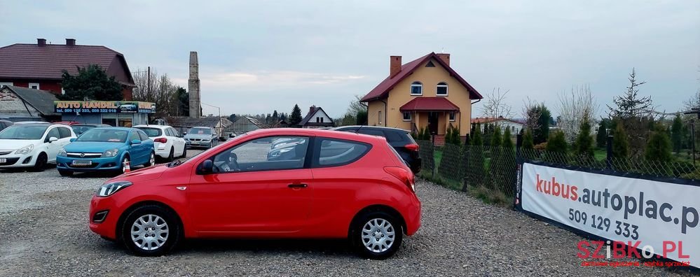 2012' Hyundai i20 1.25 Classic photo #5