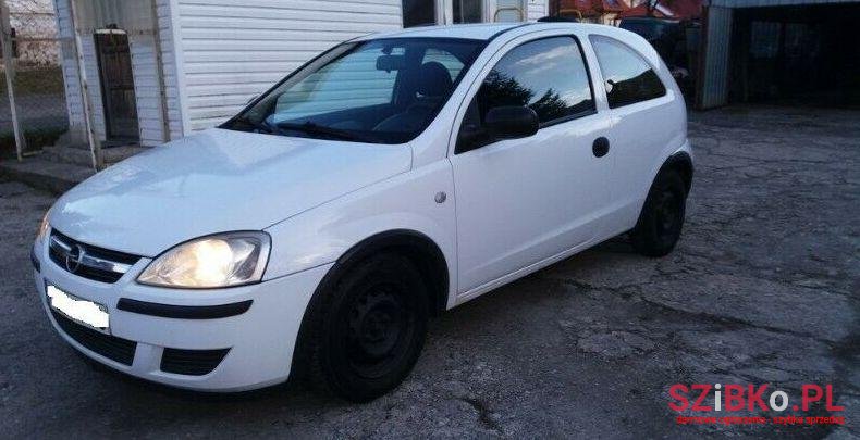 2005' Opel Corsa photo #1