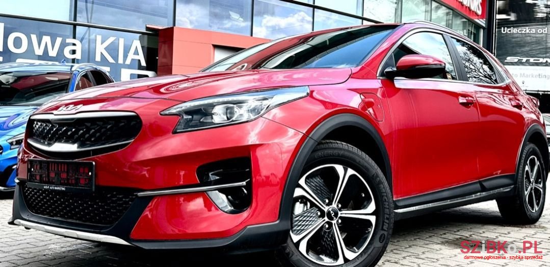 2022' Kia XCeed photo #2