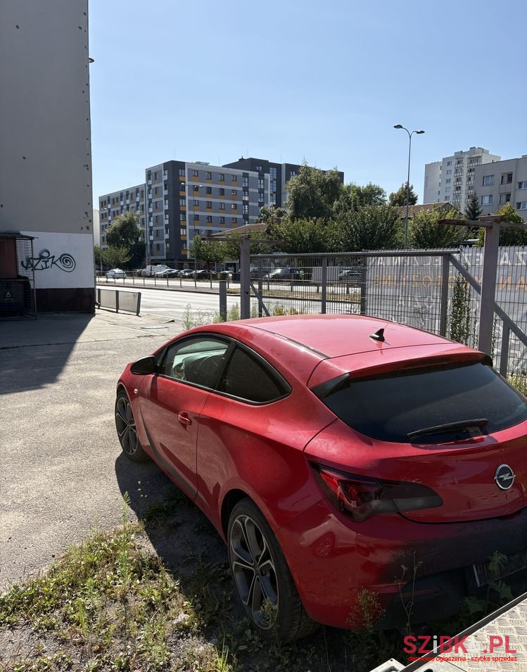 2011' Opel Astra Iv Gtc 1.6 T Sport photo #3