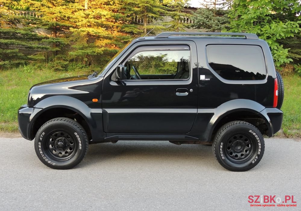 2007' Suzuki Jimny Black&White photo #2