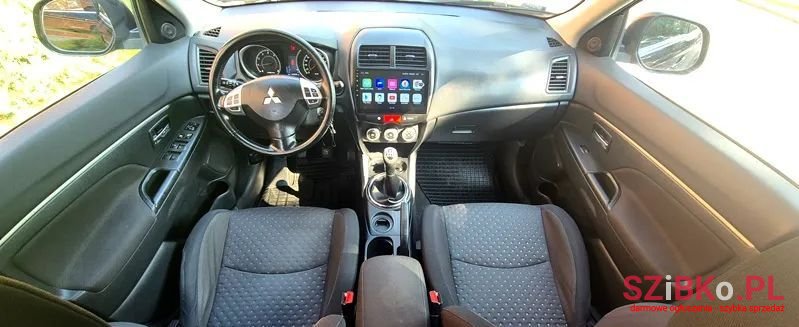 2011' Mitsubishi ASX photo #5