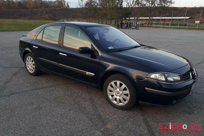 2005' Renault Laguna photo #1