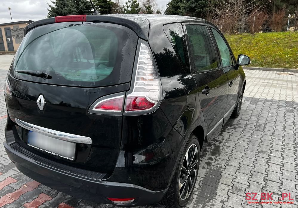 2015' Renault Scenic photo #5