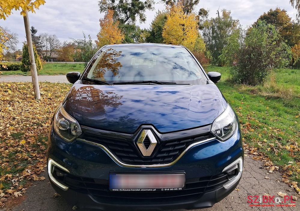2019' Renault Captur photo #2