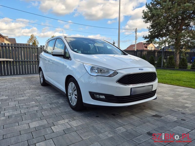2017' Ford Grand C-MAX photo #4